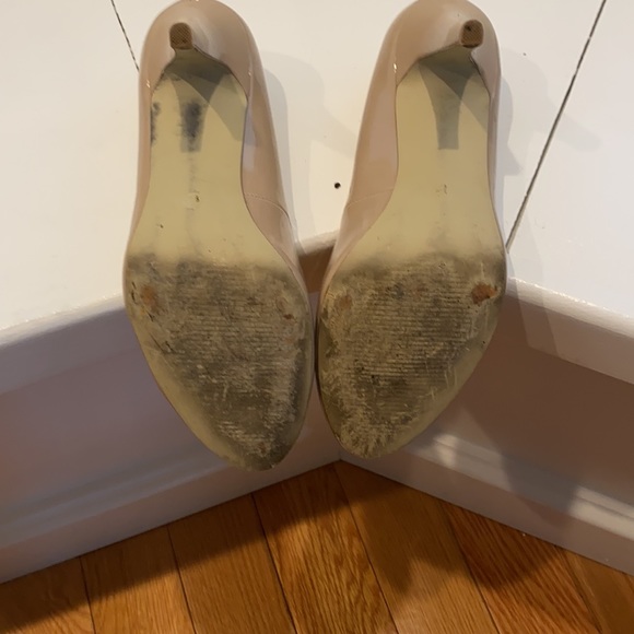 Pumps - Picture 5 of 5